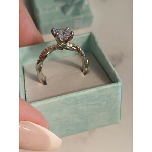 18K White Gold Plated Princess-Cut Moissanite Twisted Vine Ring – High Sparkle